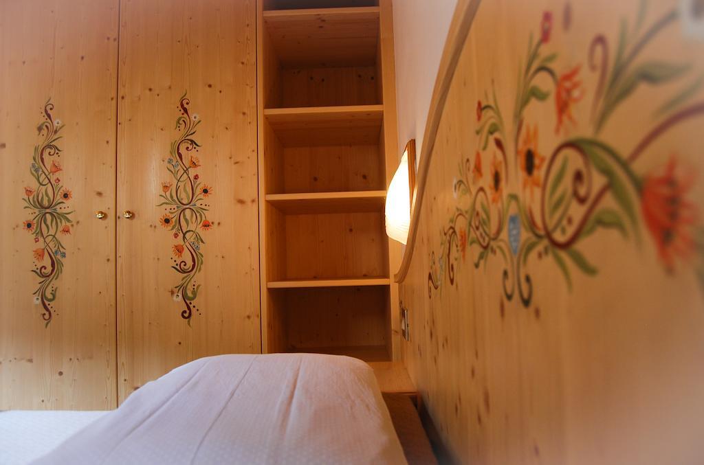 Appartamenti Cesa Maria Mountain Hospitality Canazei Zimmer foto