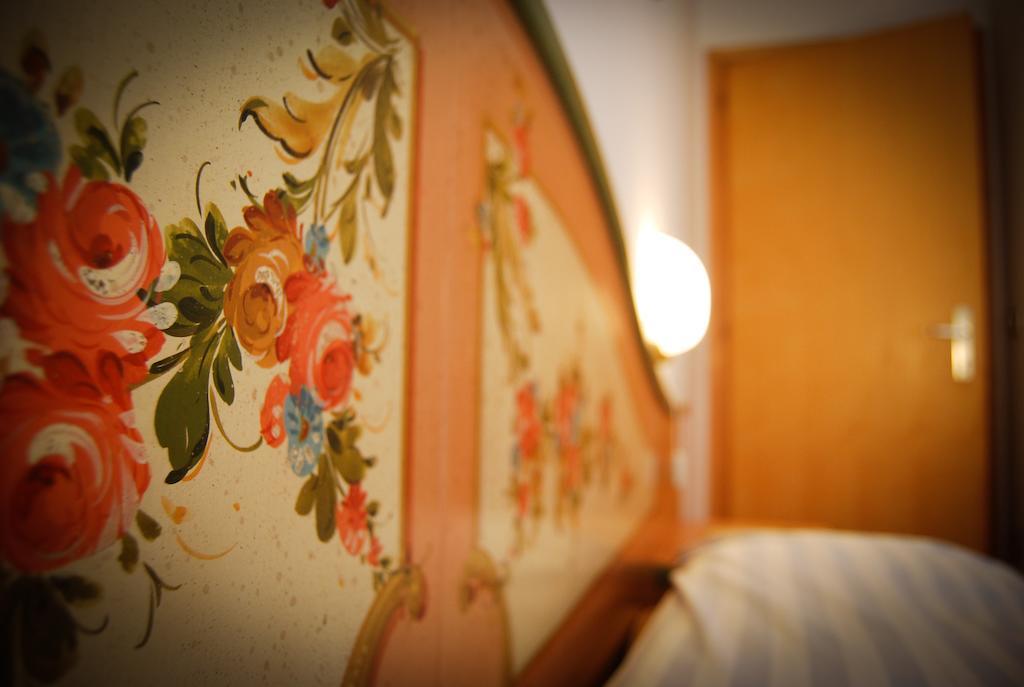 Appartamenti Cesa Maria Mountain Hospitality Canazei Zimmer foto